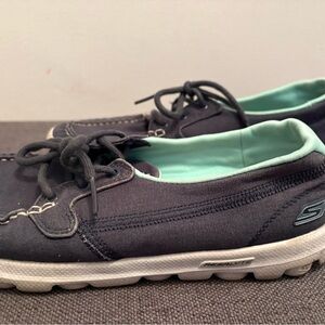 Skechers Women's Blue and Mint Sneakers